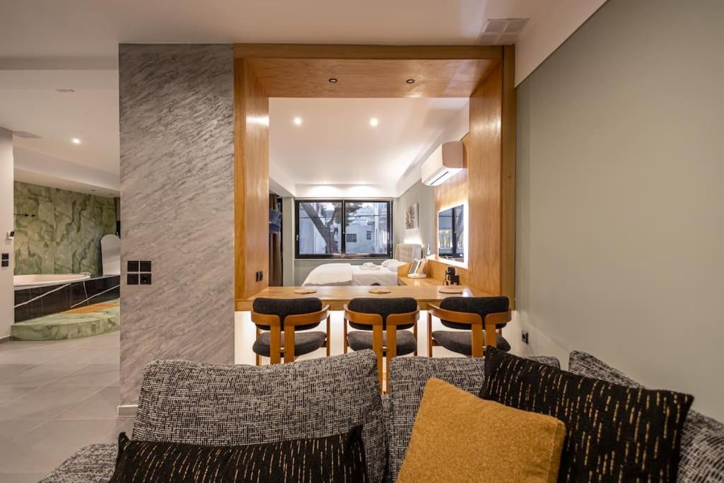 Smaragdi Luxury Jacuzzi Apartment Noho Premium Living Athene Buitenkant foto
