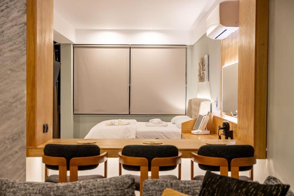 Smaragdi Luxury Jacuzzi Apartment Noho Premium Living Athene Buitenkant foto