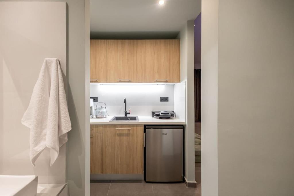 Smaragdi Luxury Jacuzzi Apartment Noho Premium Living Athene Buitenkant foto