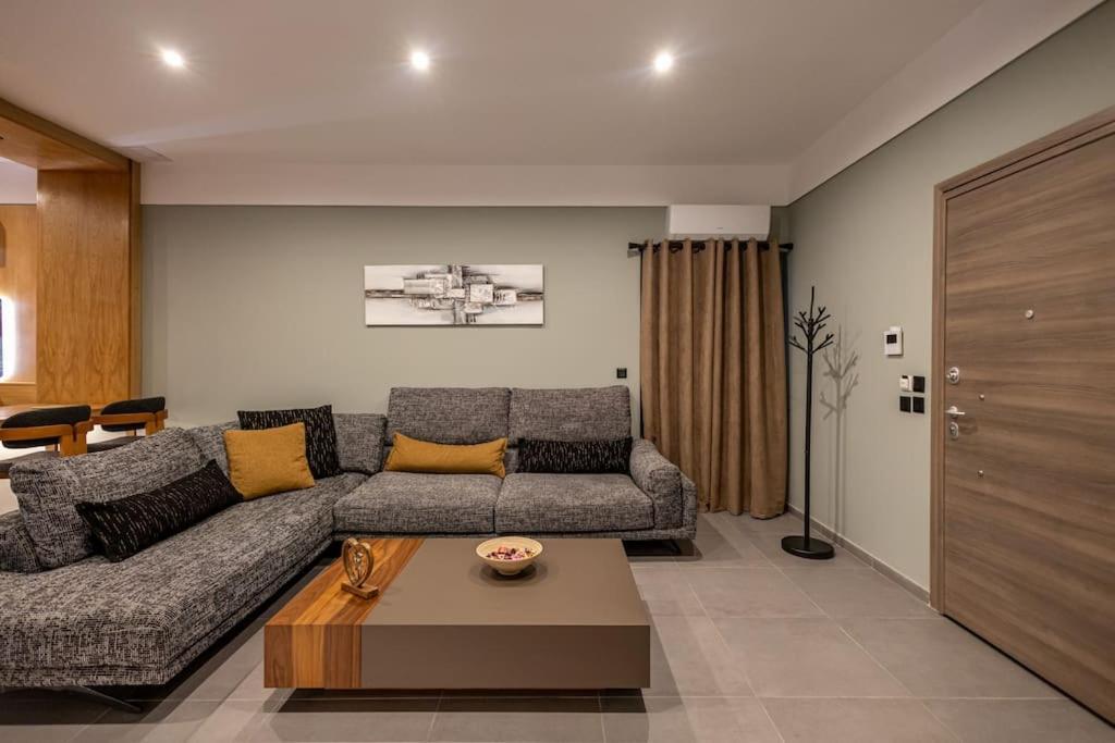 Smaragdi Luxury Jacuzzi Apartment Noho Premium Living Athene Buitenkant foto